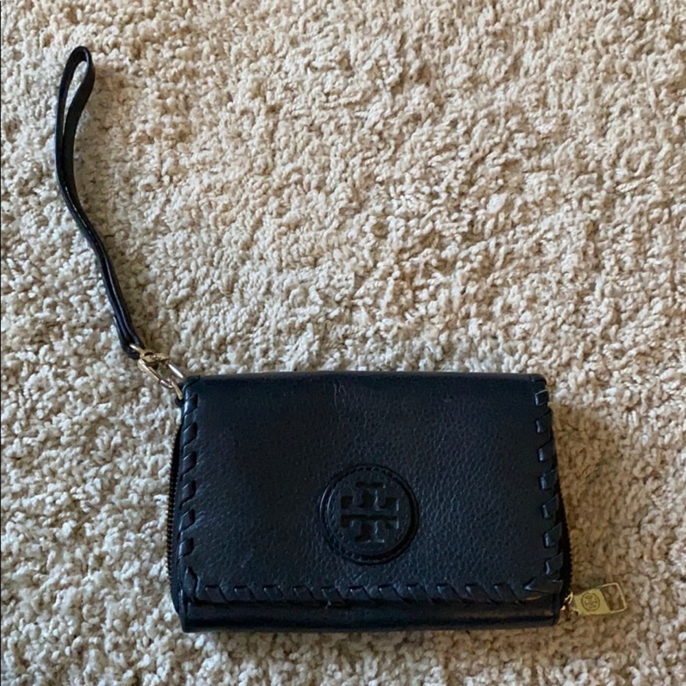 Tory Burch wristlet wallet